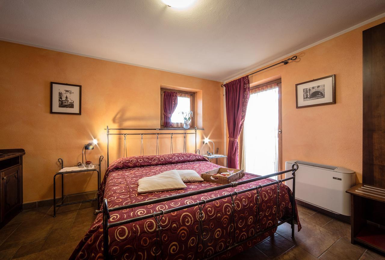 Lo Teisson Bed and Breakfast Pollein Eksteriør billede